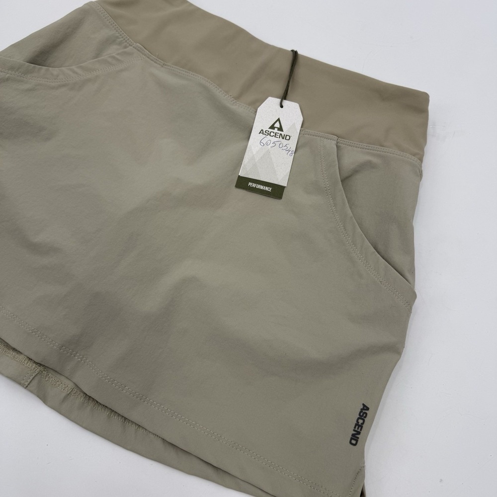 Ascend Women's Size XS Trail Skirt Pockets Cream Stretch Activewear Hiking NWT - Picture 2 of 6